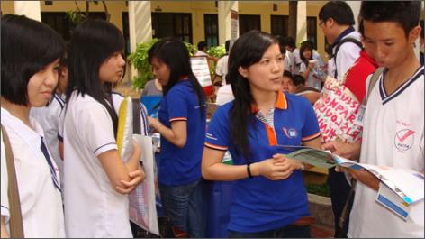 Hướng nghiệp hay quảng cáo? Hướng nghiệp hay quảng cáo?