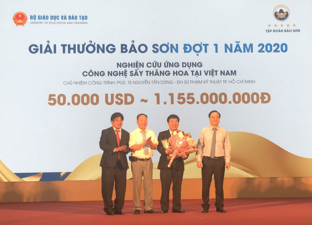 Những nghiên cứu khoa học áp dụng thành công vào sản xuất thực tế của Khoa Công nghệ Hóa học và Thực phẩm - ĐH Sư Phạm Kỹ Thuật TP.HCM Những nghiên cứu khoa học áp dụng thành công vào sản xuất thực tế của Khoa Công nghệ Hóa học và Thực phẩm - ĐH Sư Phạm Kỹ Thuật TP.HCM