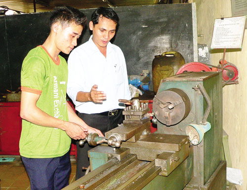 Thiết bị thực hành trường nghề quá đát Thiết bị thực hành trường nghề quá đát
